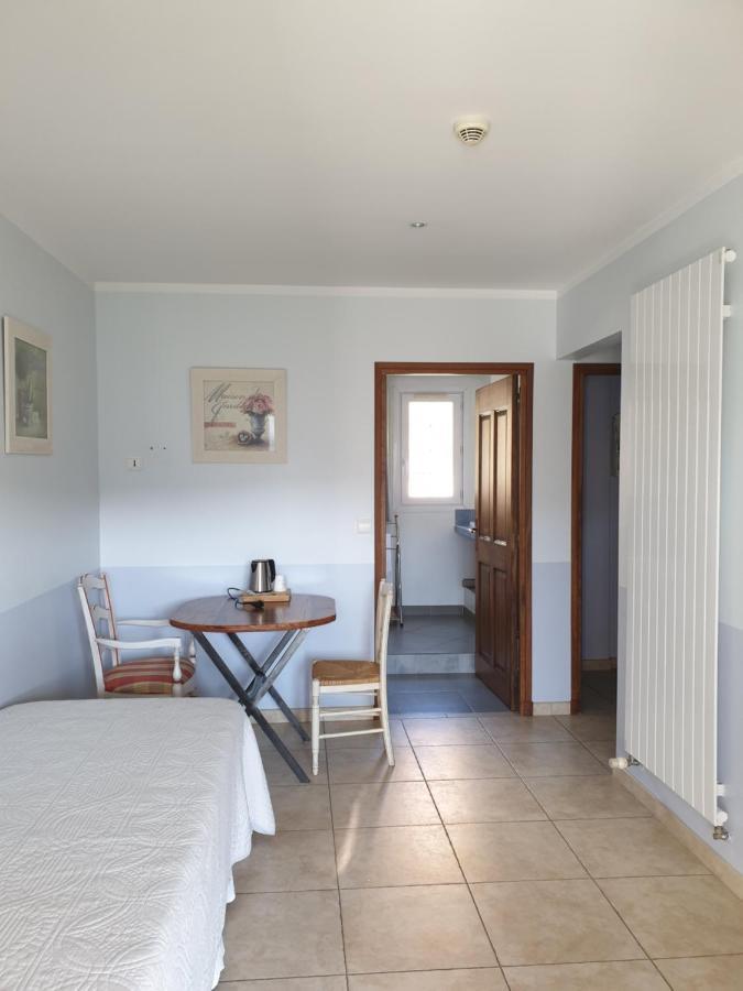 Au Relais Provencal 호텔 Bagnols-en-Forêt 외부 사진