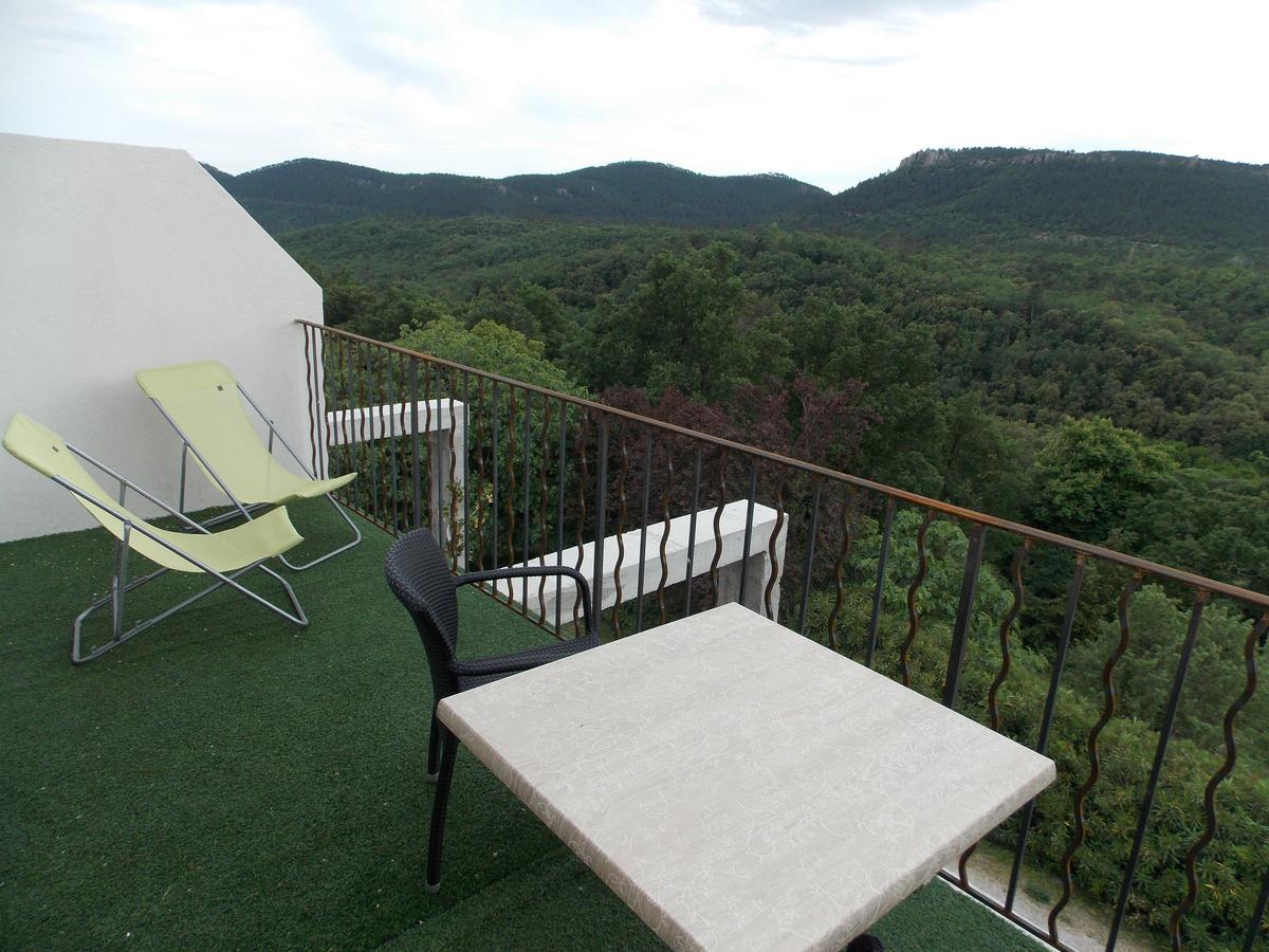 Au Relais Provencal 호텔 Bagnols-en-Forêt 외부 사진